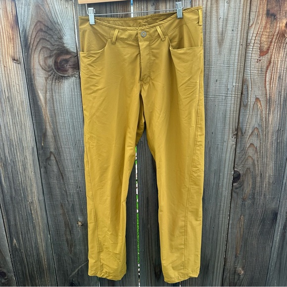 ARC’TERYX Men’s Creston Hiking Pant in Yukon Gold size 32 - Picture 2 of 7